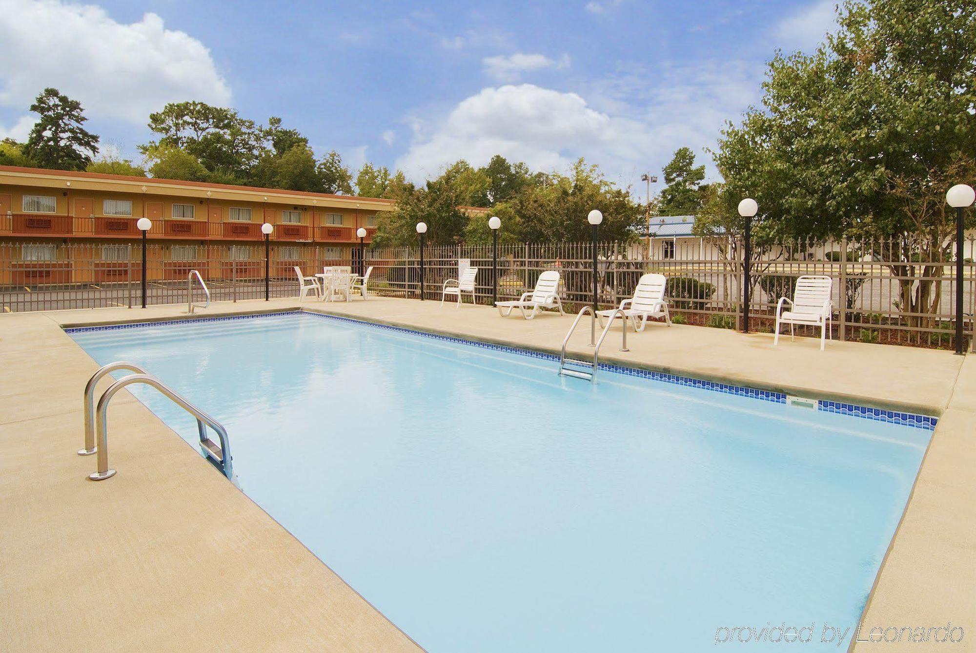 Days Inn By Wyndham Hot Springs Exterior foto